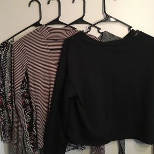 BUNDLE! 4 long sleeve fashion t- shirts